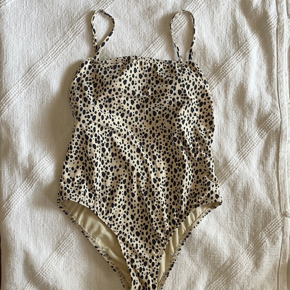 Low back billabong one piece
